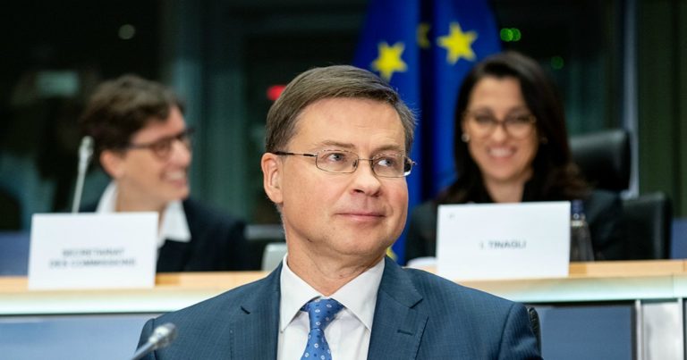 Dombrovskis e la Lettonia: il “fascino” discreto dell’austeritá