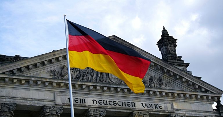L’economia tedesca resiste solo grazie allo Stato – Cime tempestose in Germania